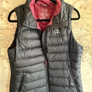 L.L. Bean Black Quilted Puffer Vest with Rose Pink Lining